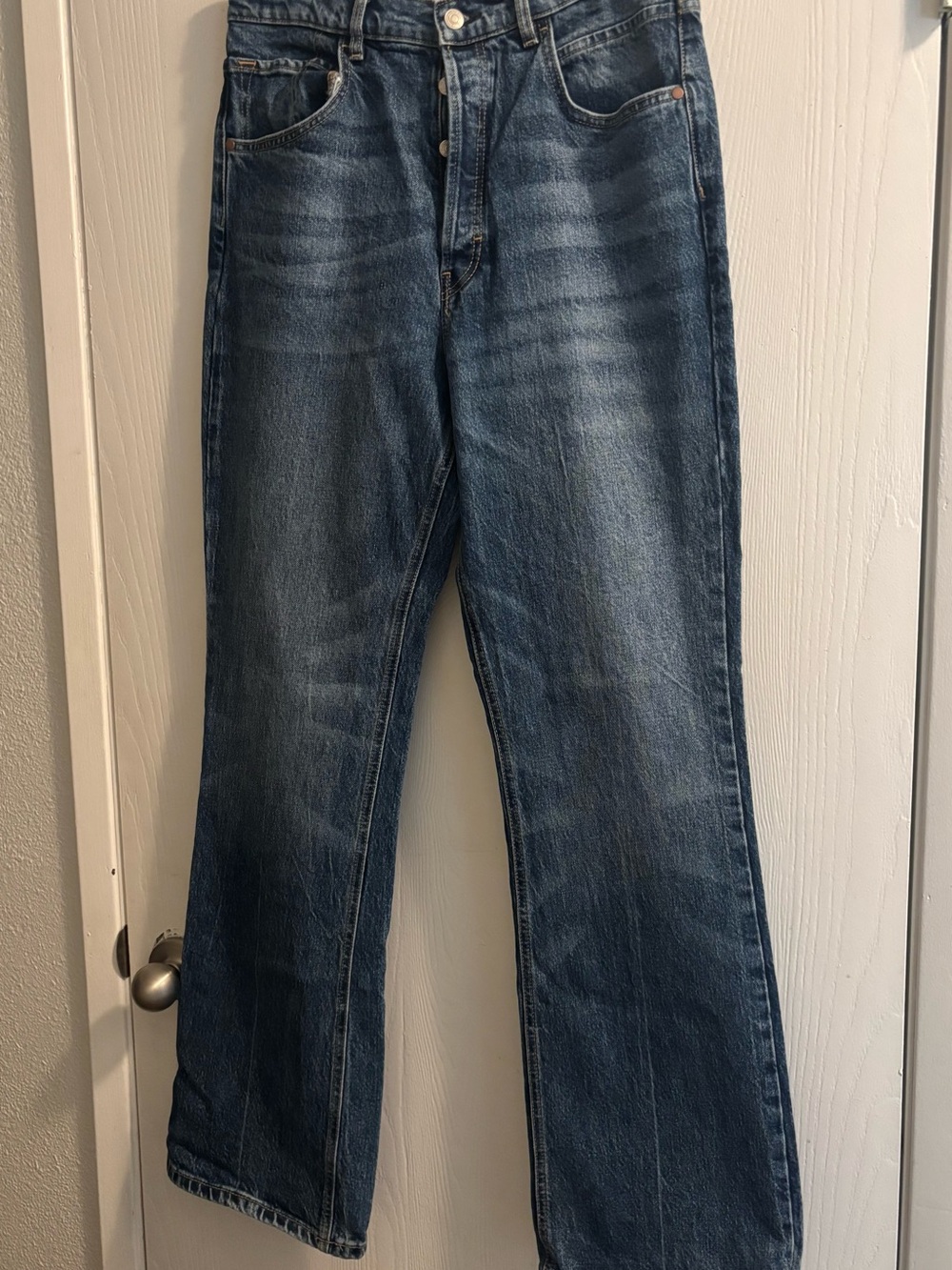 Flattering Free people flare jeans